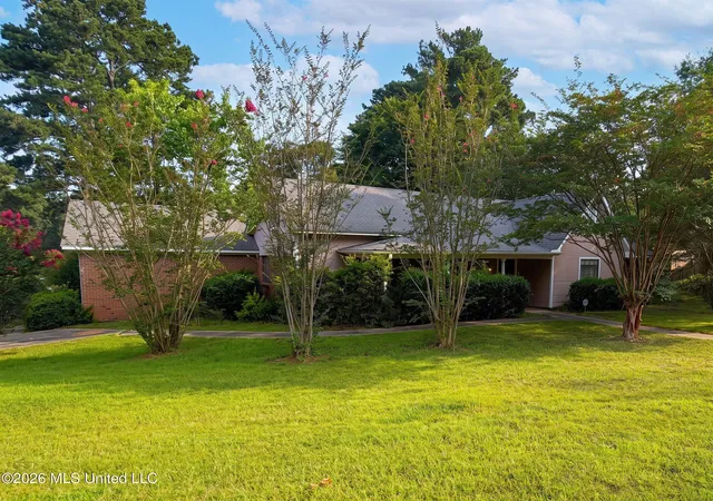 Photo 1 of Single family home for sale at 604 Bradford Dr, Brandon, MS 39047 | MLS# 4160252 | Listing updated on 2026-10-28