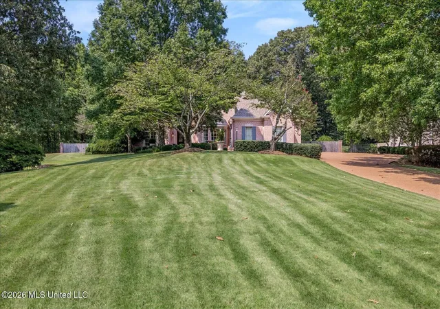 Photo 4 of Single family home for sale at 5220 Wedgewood Dr, Olive Branch, MS 38654 | MLS# 4160706 | Listing updated on 2026-09-11