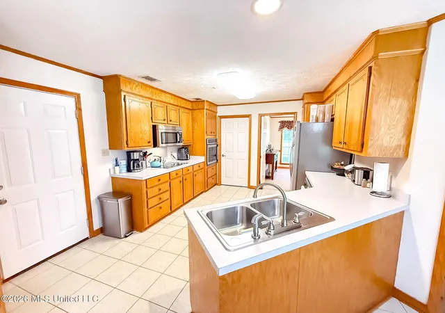 Photo 4 of Single family home for sale at 1070 Deerfield Rd, Summit, MS 39666 | MLS# 4160584 | Listing updated on 2026-09-11