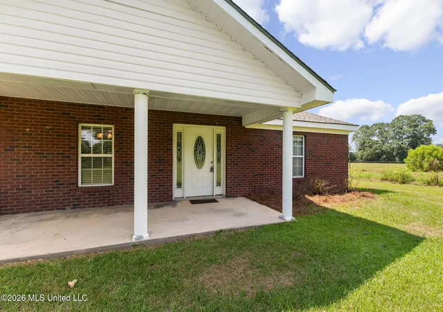 Photo 3 of Single family home for sale at 759 Lavelle Ladner Rd, Lumberton, MS 39455 | MLS# 4160950 | Listing updated on 2026-09-08