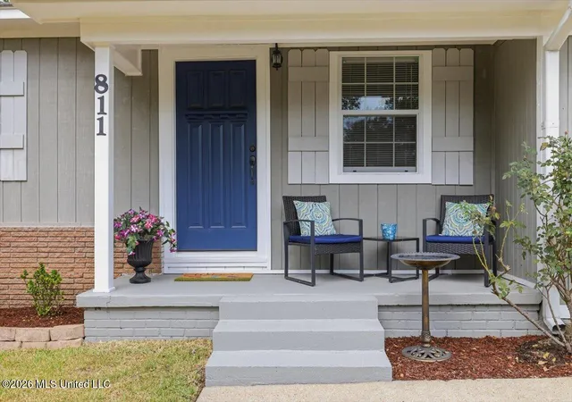 Photo 2 of Sale Pending at 811 Deborah St, Pearl, MS 39208 | MLS# 4160441 | Listing updated on 2026-09-02