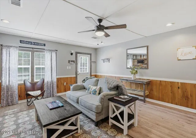 Photo 3 of Sale Pending at 811 Deborah St, Pearl, MS 39208 | MLS# 4160441 | Listing updated on 2026-09-02