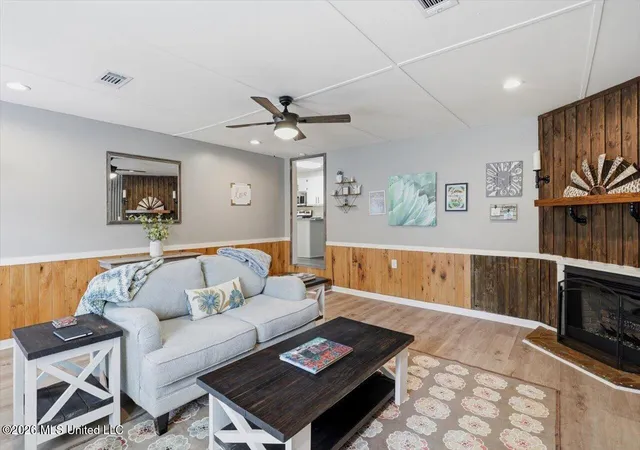 Photo 4 of Sale Pending at 811 Deborah St, Pearl, MS 39208 | MLS# 4160441 | Listing updated on 2026-09-02