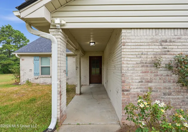 Photo 3 of Single family home for sale at 130 Cidero Rd, Raymond, MS 39154 | MLS# 4160279 | Listing updated on 2026-08-24