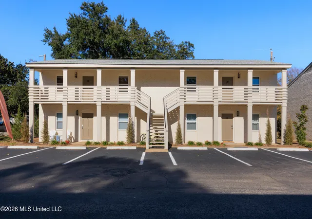 Photo 3 of Sale Pending at 114 Ethel Cir, Ocean Springs, MS 39564 | MLS# 4160952 | Listing updated on 2026-09-04