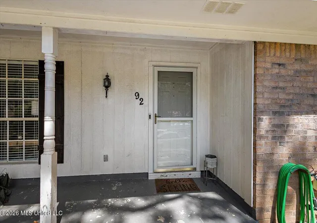 Photo 3 of Sale Pending at 92 Wild Grove Pl, Brandon, MS 39042 | MLS# 4160302 | Listing updated on 2026-09-05