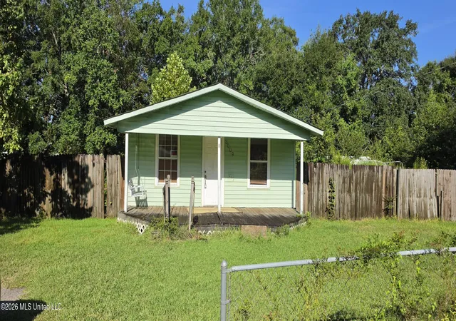 Photo 1 of Single family home for sale at 3009 Smith Dr, Gautier, MS 39553 | MLS# 4160289 | Listing updated on 2026-09-07