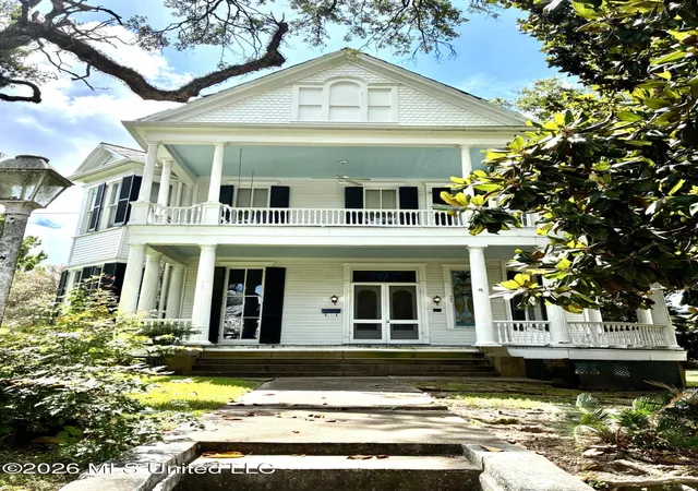 Photo 2 of Single family home for sale at 707 N Rankin St, Natchez, MS 39120 | MLS# 4160288 | Listing updated on 2026-08-25