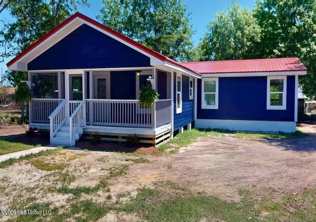 1st image of 1804 S Davis St, Leakesville, MS 39451 | MLS# 4160311
