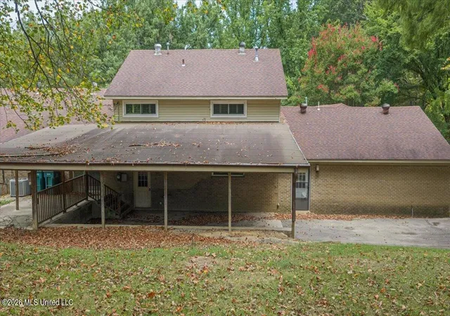 Photo 3 of Single family home for sale at 820 Strayhorn St, Senatobia, MS 38668 | MLS# 4160416 | Listing updated on 2026-09-30