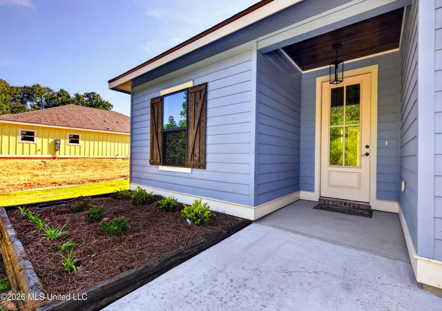 Photo 4 of Single family home for sale at 14210 3Rd Ave, Gulfport, MS 39503 | MLS# 4160716 | Listing updated on 2026-08-28
