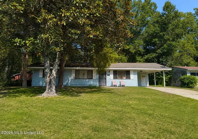 Photo 1 of Single family home for sale at 2912 Charleston Dr, Jackson, MS 39212 | MLS# 4160427 | Listing updated on 2026-08-26