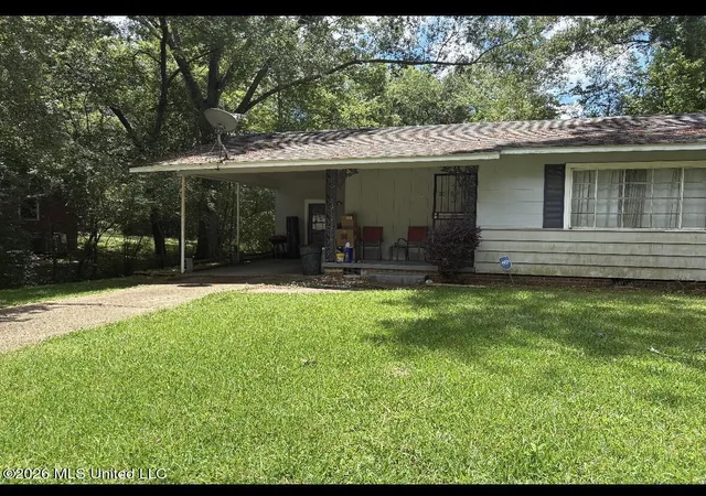 Photo 2 of Single family home for sale at 139 Iris Ave, Jackson, MS 39206 | MLS# 4160300 | Listing updated on 2026-09-10
