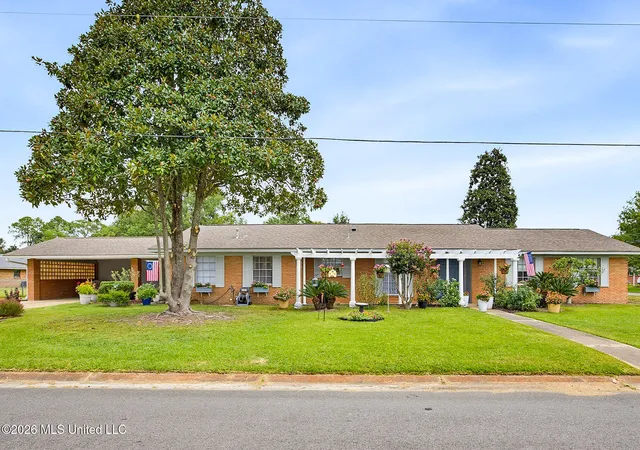 Photo 1 of Sale Pending at 100 Pampas Dr, Long Beach, MS 39560 | MLS# 4160406 | Listing updated on 2026-09-14
