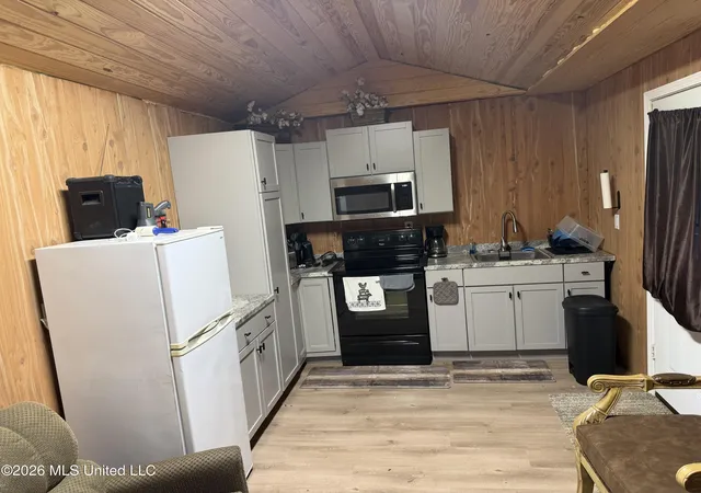 Photo 2 of Manufactured home for sale at 5835 Red Lick Rd, Lorman, MS 39096 | MLS# 4160349 | Listing updated on 2026-08-25
