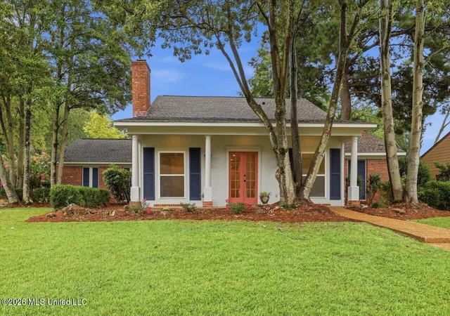 Photo 1 of Single family home for sale at 110 Honeysuckle Ln, Ridgeland, MS 39157 | MLS# 4160396 | Listing updated on 2026-08-25