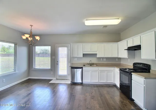 Photo 4 of Single family home for sale at 4264 Blake Cir, Olive Branch, MS 38654 | MLS# 4160435 | Listing updated on 2026-09-10