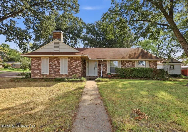 Photo 1 of Single family home for sale at 110 Van Doren Dr, Pearl, MS 39208 | MLS# 4160743 | Listing updated on 2026-08-28