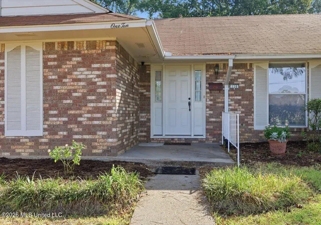 Photo 4 of Single family home for sale at 110 Van Doren Dr, Pearl, MS 39208 | MLS# 4160743 | Listing updated on 2026-10-24
