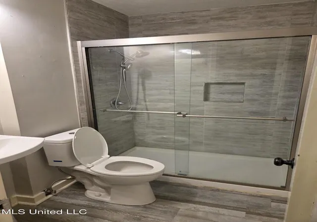 Photo 4 of Single family home for sale at 468 Longwood Trl, Madison, MS 39110 | MLS# 4160451 | Listing updated on 2026-10-03