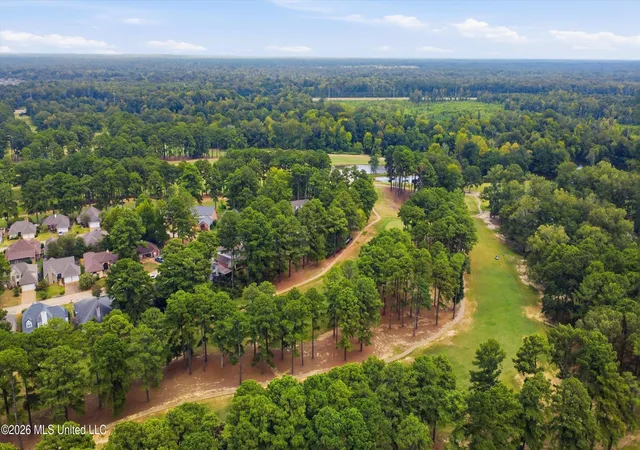Photo 2 of Single family home for sale at 1012 Fairway Cvs, Brandon, MS 39047 | MLS# 4160415 | Listing updated on 2026-08-31