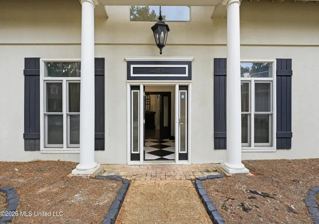Photo 3 of Single family home for sale at 1012 Fairway Cvs, Brandon, MS 39047 | MLS# 4160415 | Listing updated on 2026-08-31