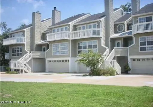 Photo 1 of Townhouse for sale at 717 Bienville Blvd, Ocean Springs, MS 39564 | MLS# 4160633 | Listing updated on 2026-09-04