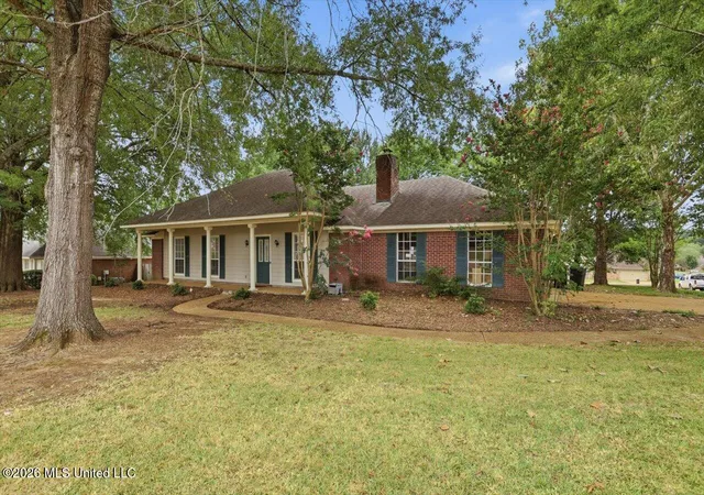 Photo 2 of Sale Pending at 1017 Prince Dr, Brandon, MS 39042 | MLS# 4160523 | Listing updated on 2026-09-04