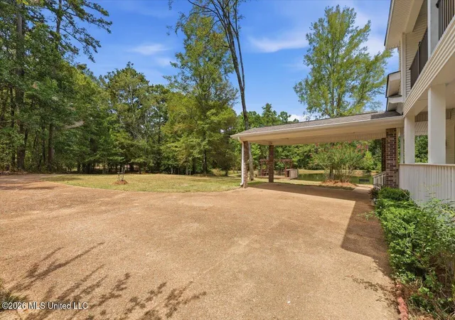 Photo 4 of Single family home for sale at 199 Pierce Rd, Florence, MS 39073 | MLS# 4160670 | Listing updated on 2026-10-26