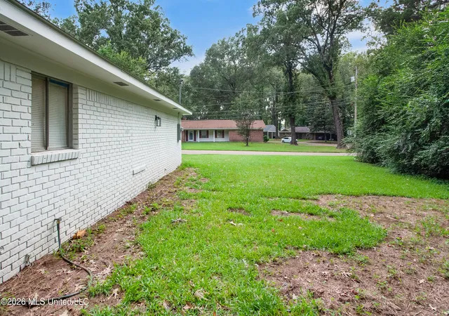 Photo 33 of Single family home for sale at 1027 Tanglewood Dr, Clinton, MS 39056 | MLS# 4160448 | Listing updated on 2026-09-08