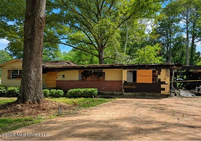 Photo 3 of Single family home for sale at 5548 Mimosa Dr, Jackson, MS 39206 | MLS# 4160452 | Listing updated on 2026-08-26