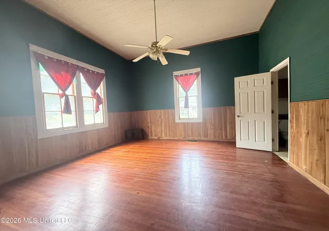 Photo 2 of Single family home for sale at 530 W New York Ave, Mc Comb, MS 39648 | MLS# 4160628 | Listing updated on 2026-08-27
