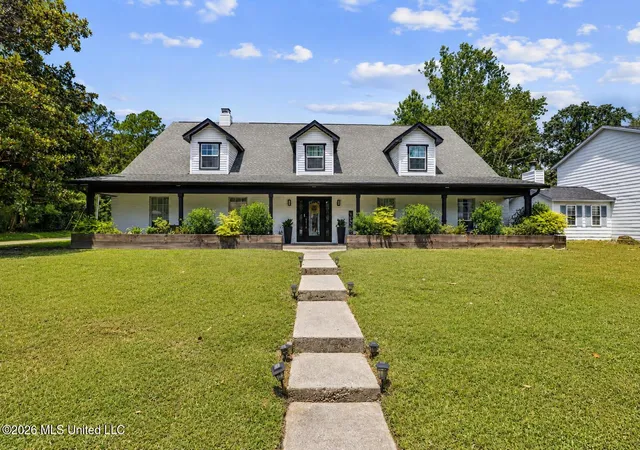Photo 1 of Single family home for sale at 451 Cove Dr, Biloxi, MS 39531 | MLS# 4160582 | Listing updated on 2026-09-17