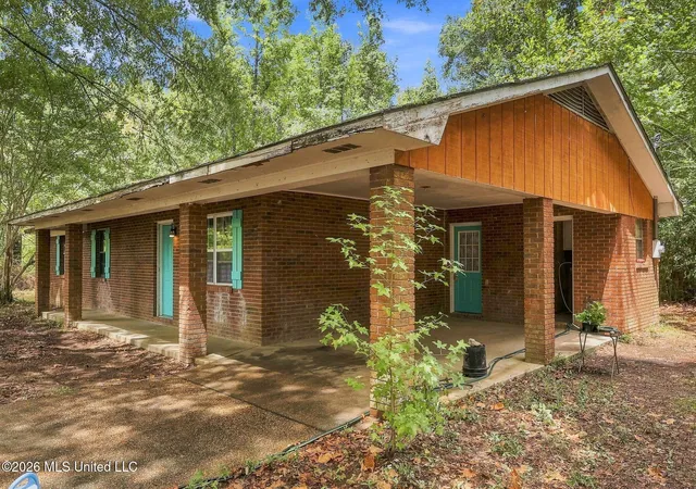 Photo 2 of Sale Pending at 4029 Nw Athens Trl, Wesson, MS 39191 | MLS# 4160853 | Listing updated on 2026-09-11