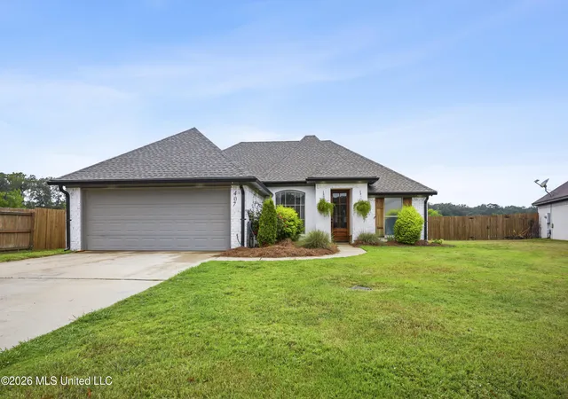 Photo 1 of Sale Pending at 407 Oak Park Cvs, Pearl, MS 39208 | MLS# 4160601 | Listing updated on 2026-09-14