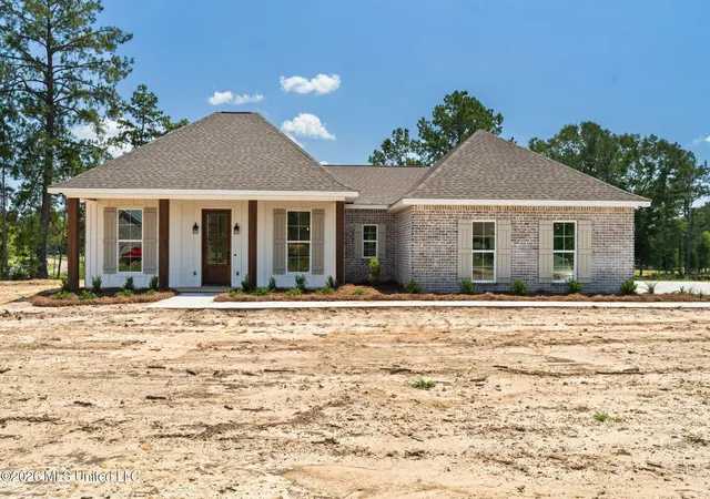 Photo 1 of Sale Pending at 616 Hickory Grv Rd, Sumrall, MS 39482 | MLS# 4161025 | Listing updated on 2026-09-08