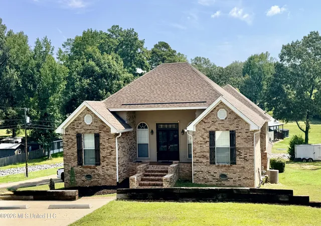 Photo 2 of Single family home for sale at 501 Lowe Cir, Richland, MS 39218 | MLS# 4160819 | Listing updated on 2026-09-01