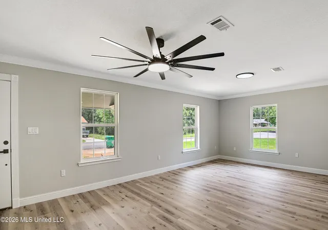 Photo 4 of Single family home for sale at 3706 Devonshire Dr, Moss Point, MS 39563 | MLS# 4160597 | Listing updated on 2026-09-14