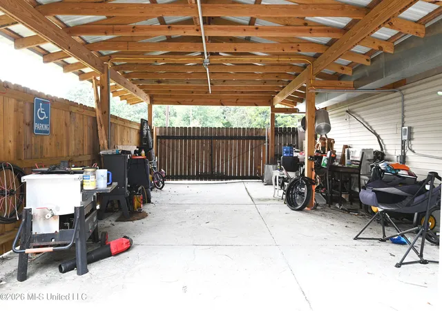 Photo 3 of Sale Pending at 9816 Briarcliff Dr, Moss Point, MS 39562 | MLS# 4160593 | Listing updated on 2026-09-08