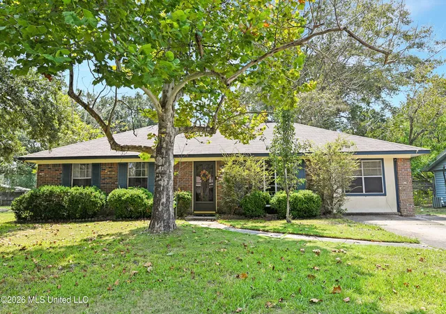 Photo 1 of Sale Pending at 5006 Little John St, Pascagoula, MS 39581 | MLS# 4160592 | Listing updated on 2026-08-29