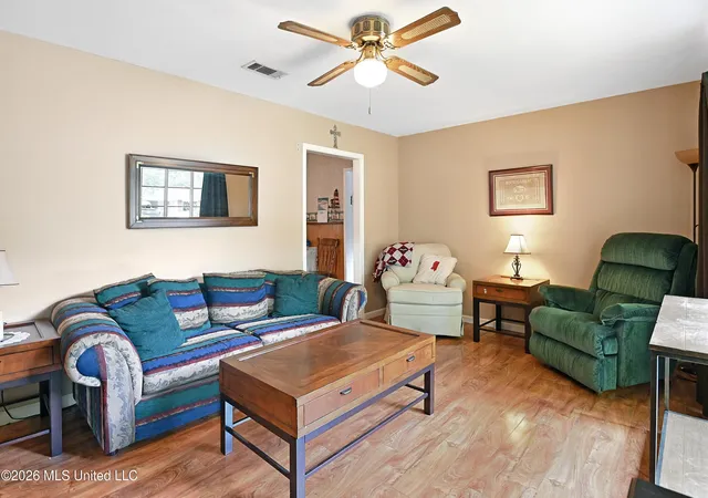 Photo 3 of Sale Pending at 5006 Little John St, Pascagoula, MS 39581 | MLS# 4160592 | Listing updated on 2026-08-29