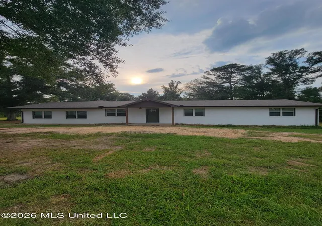 Photo 1 of Single family home for sale at 218 Salem Rd, Forest, MS 39074 | MLS# 4160539 | Listing updated on 2026-08-28