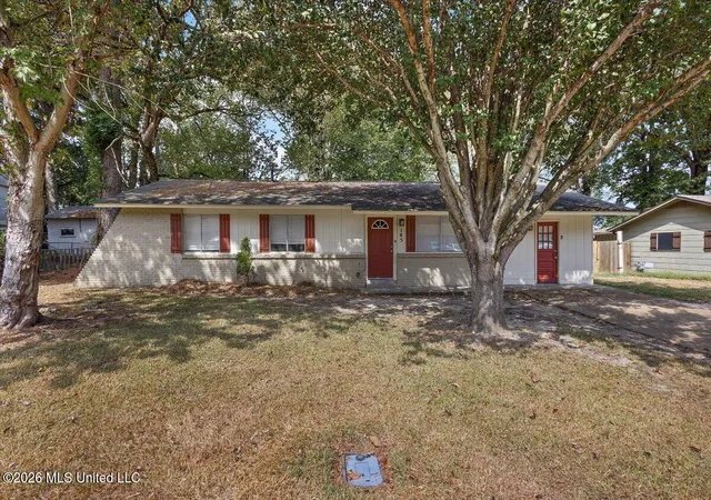 Photo 1 of Single family home for sale at 145 W Lisa Dr, Pearl, MS 39208 | MLS# 4160635 | Listing updated on 2026-09-14