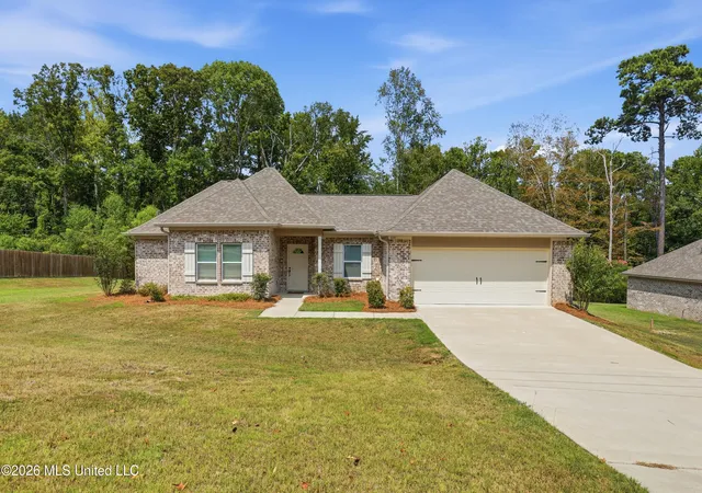 Photo 1 of Single family home for sale at 131 Michel St, Brandon, MS 39042 | MLS# 4160578 | Listing updated on 2026-08-27