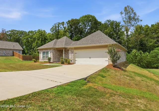Photo 2 of Single family home for sale at 131 Michel St, Brandon, MS 39042 | MLS# 4160578 | Listing updated on 2026-08-27