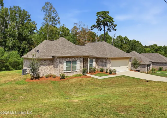 Photo 3 of Single family home for sale at 131 Michel St, Brandon, MS 39042 | MLS# 4160578 | Listing updated on 2026-08-27
