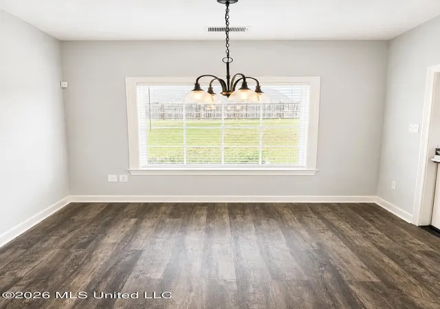 Photo 3 of Sale Pending at 4912 Sunset Harbor Cvs, Horn Lake, MS 38637 | MLS# 4160663 | Listing updated on 2026-09-08