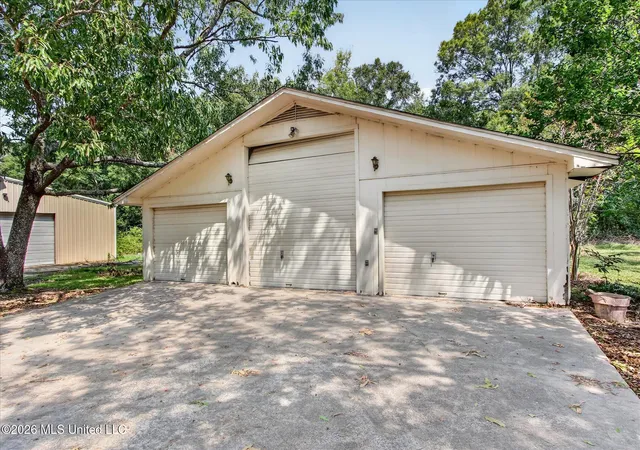 Photo 3 of Single family home for sale at 109 Lincoln Ave, Bassfield, MS 39421 | MLS# 4160581 | Listing updated on 2026-08-28