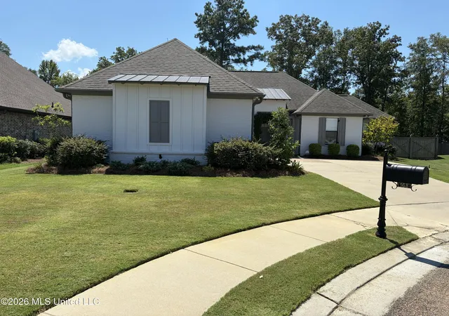 Photo 2 of Sale Pending at 168 Grace Dr, Flowood, MS 39232 | MLS# 4160882 | Listing updated on 2026-09-05