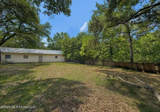 Photo 18 of Single family home for sale at 7026 W Forrest St, Bay Saint Louis, MS 39520 | MLS# 4160718 | Listing updated on 2026-09-03